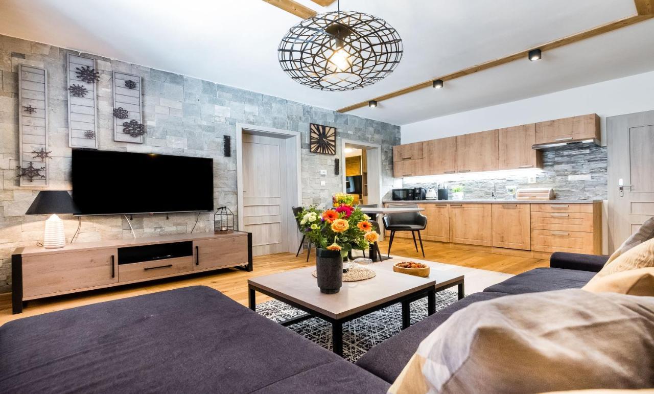 Apartman Stella Mýto pod Ďumbierom Zewnętrze zdjęcie
